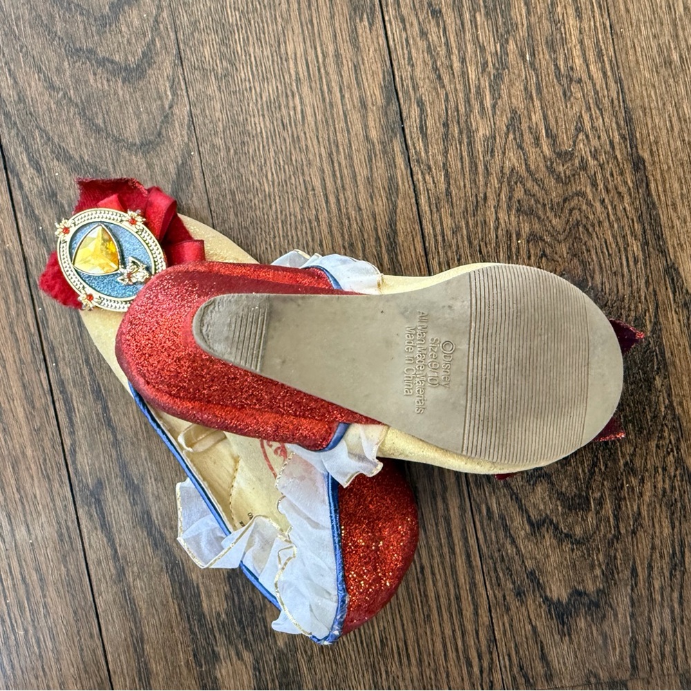 Disney Snow White Dress Up Shoes Size 9/10 - Picture 2 of 4
